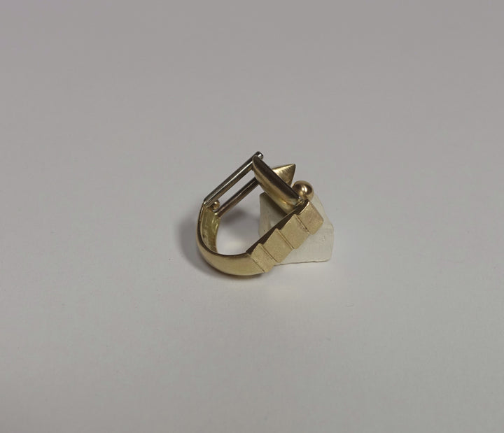 gold ring