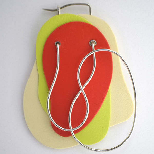 Broche #2.2, Recycled Plastic and Sterling Brooch by Claude Larivée
