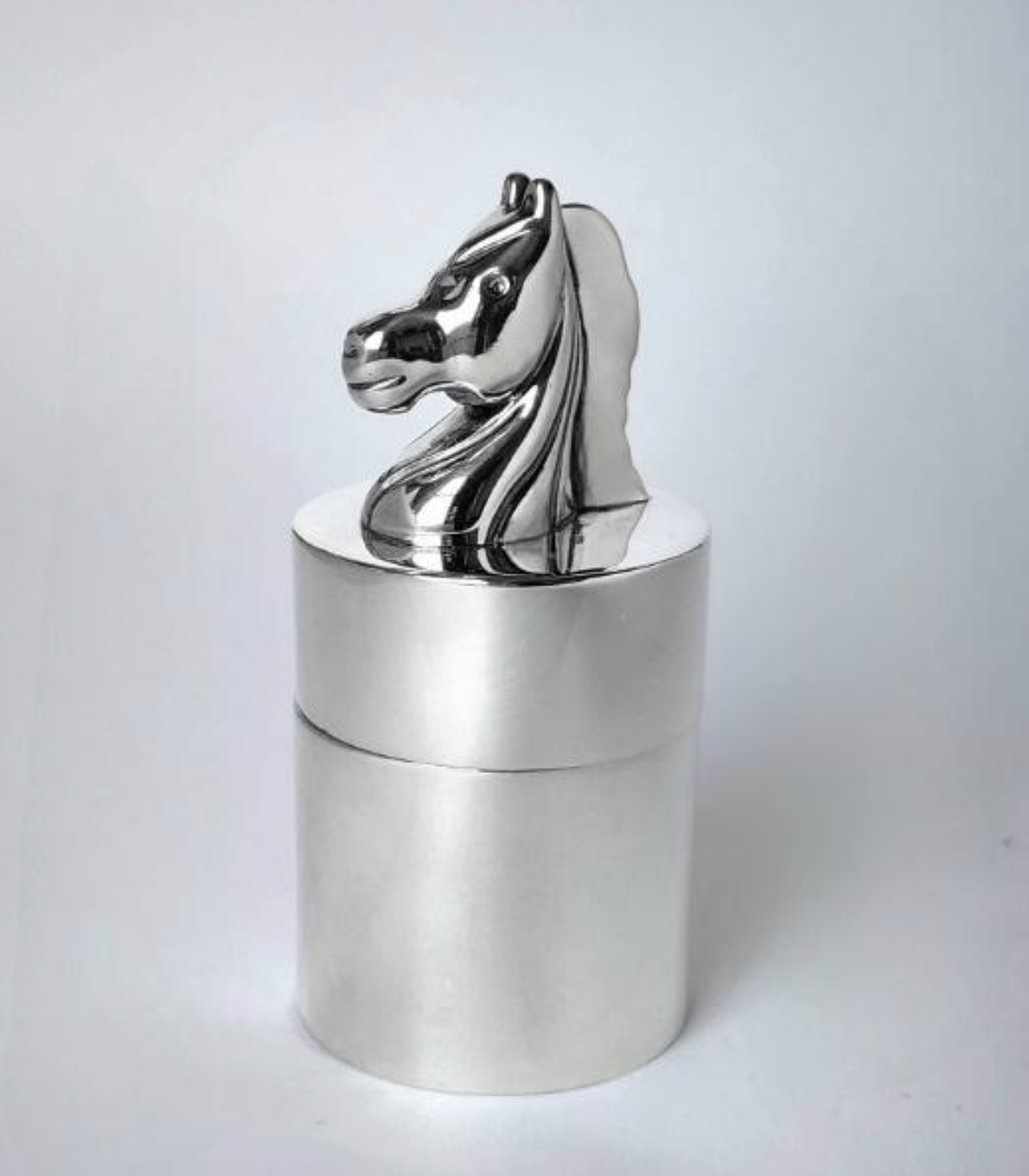 Small Sterling Knight Box by David Gomez – L.A. Pai Gallery