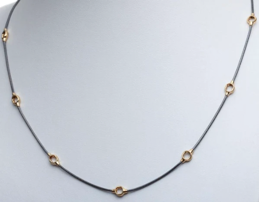 Unisex chain
