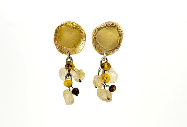 Brass and Amber Earrings by Monika Urbaniak