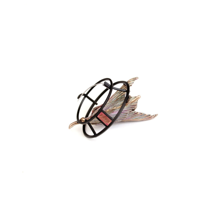 brooch back