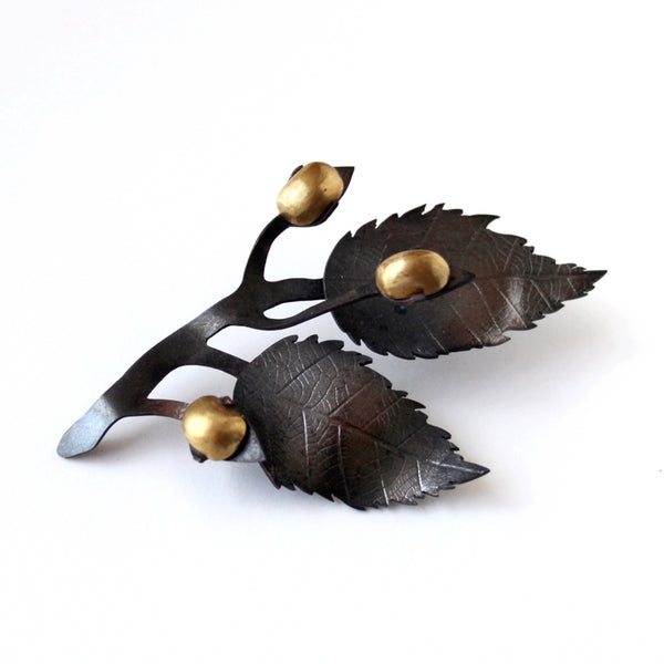 Decorative leaf-shaped pin