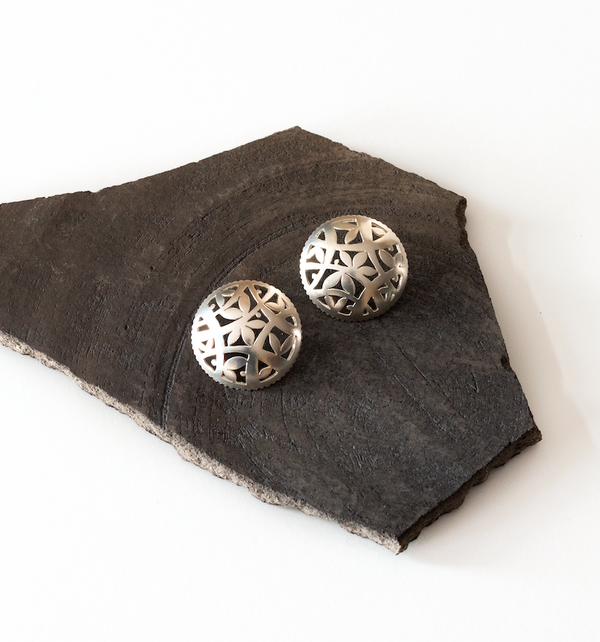 large dome studs