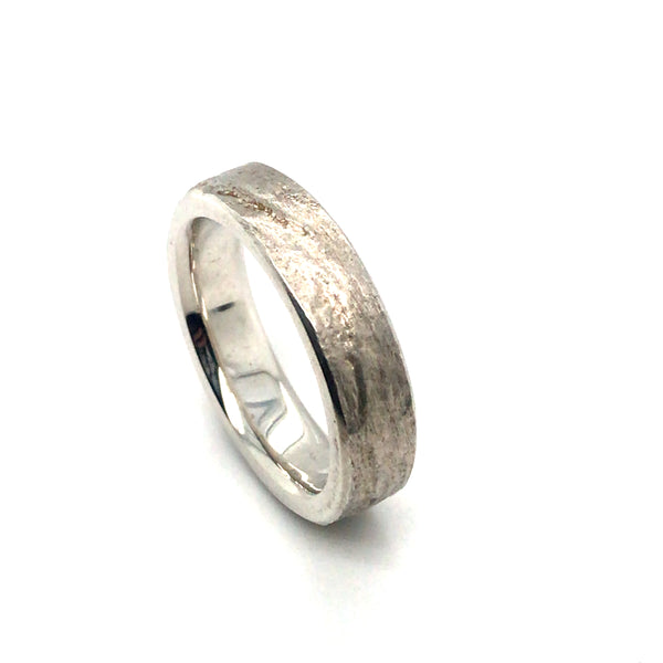 Origins narrow band sterling silver ring. 