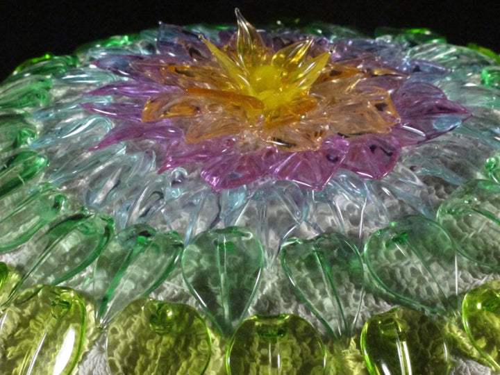 Dream Pillow 3, 2015. Sculpture of flameworked glass and textile.