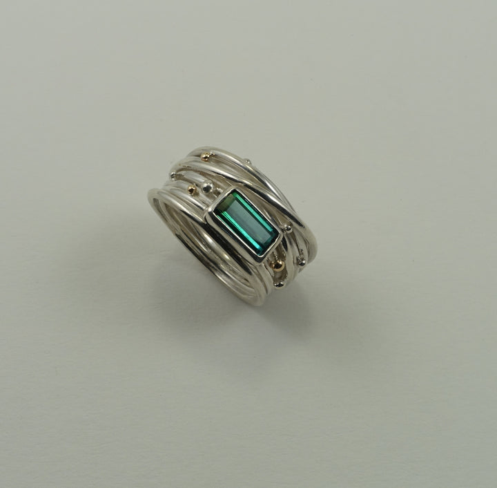 green ring