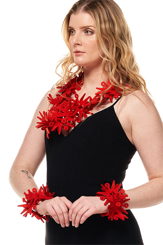 Long red felt neckpiece by Kolye TJN