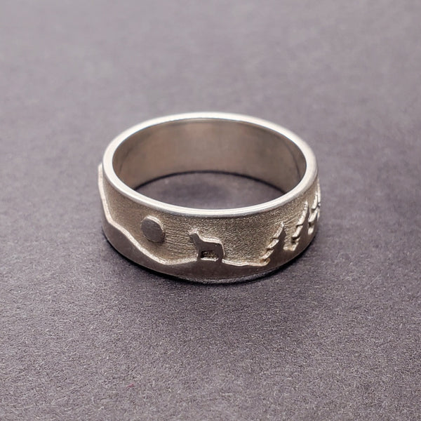 Canadian Landscape ring in sterling silver. SIze 7.75