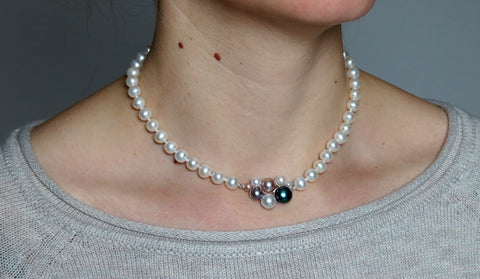 Blush necklace in sterling silver and multicolour freshwater pearls.