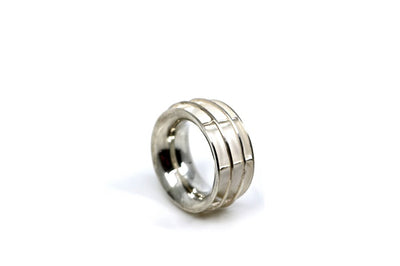 sterling silver woven ring in a size 9