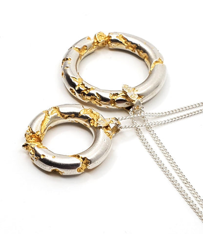 Pendant in sterling and 24k gold