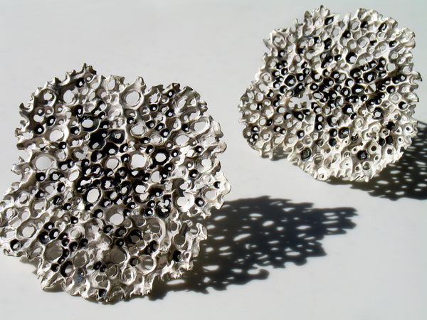 Lichen brooch in sterling silver with patina.