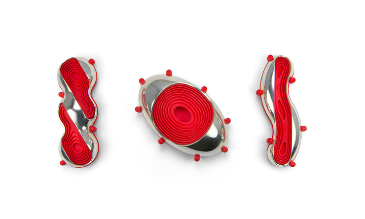 Spirillium: Red,  Sterling Silver Slice Brooch with 3D-printed nylon, 8 x 3 x 1.5 cm, 2020. Photo by Paul Ambtman