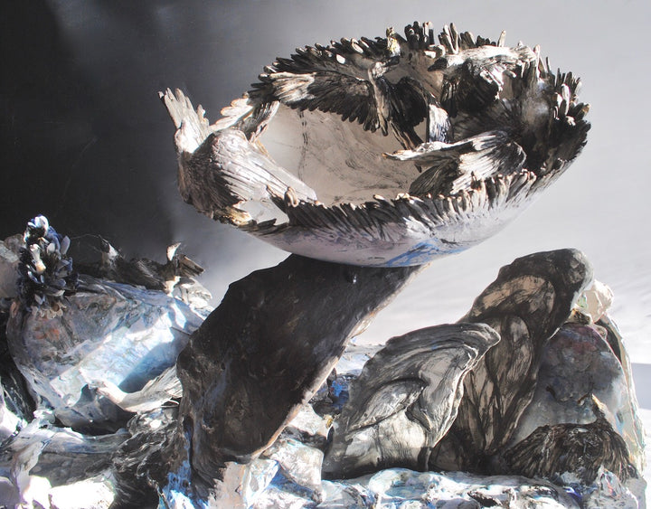 Tingmiatornis arctica - Sunset Cruise   Whale sculpture plus single bowl in porcelain  H40 x L40 xD50 cm   2020