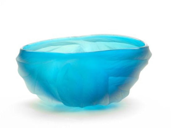 Undula aqua bowl. 16.5 x 26 x 21 cm.