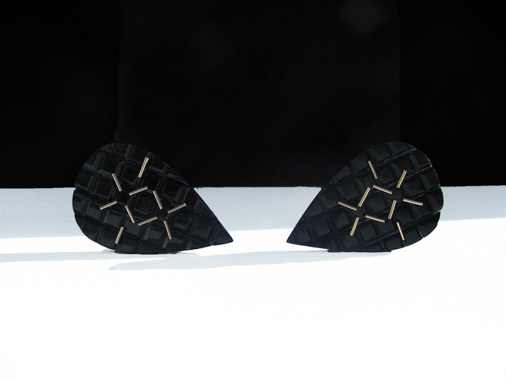 CHNL.MONOLITH ﻿earrings in sterling silver, acrylic, 14k gold and enamel ny Anna Lindsay MacDonald.